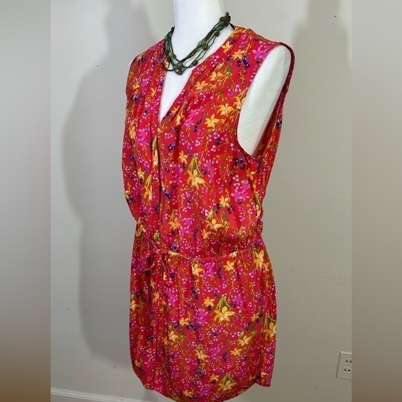 Gap sz Md dress in a tomato color with a ditsy print. Drawstring waist - Picture 7 of 12